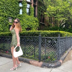 Meet your Posher, Remi